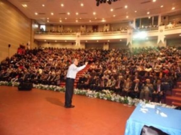 "Eğitimde Başarı Ve Motivasyon" 