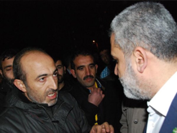 Polisten Yapıcıoğlu'na Küstah Muamele