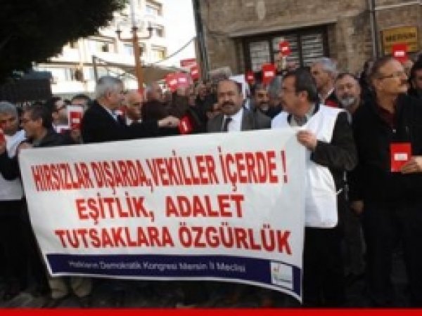 Maraş Olayları Mersin'de Protesto Edildi 