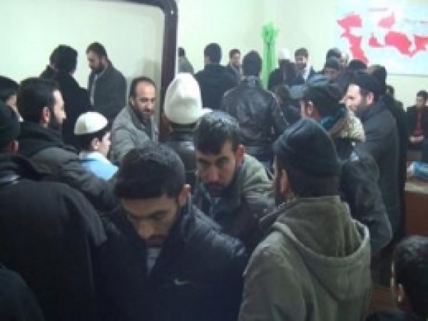 Ağrılılar Burhan Aslan'a Büyük İlgi Gösterdi 