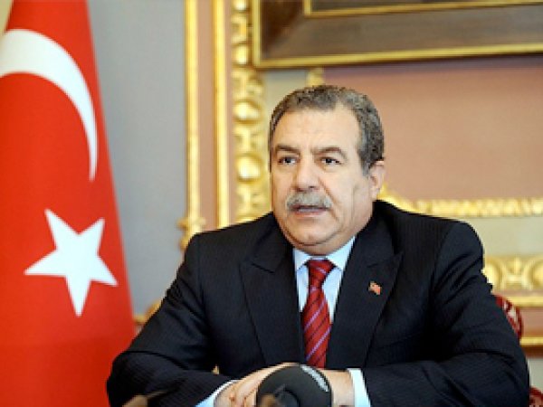 İçişleri Bakanı Muammer Güler de İstifa Etti
