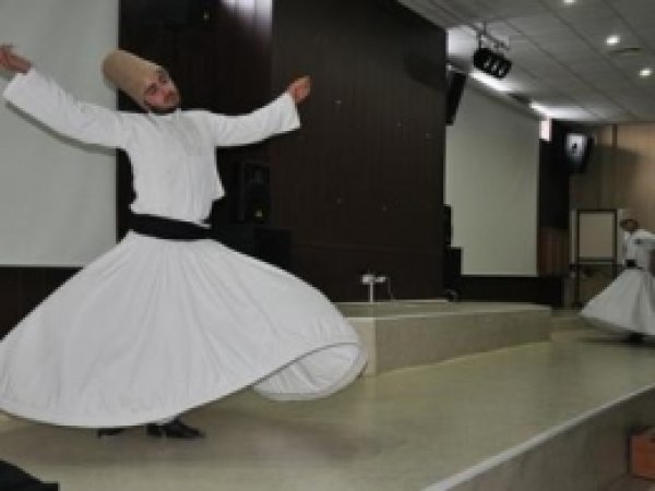 'Gerçek Aşk Allah Aşkıdır'