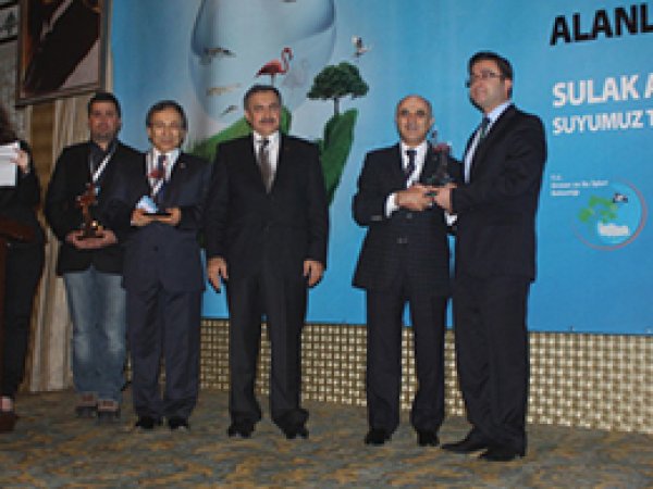 'Sulak Alan Üstün Başarı Ödülü' Van'a