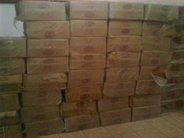 Terkedilen Araçta 33 bin 500 Paket Sigara Yakalandı