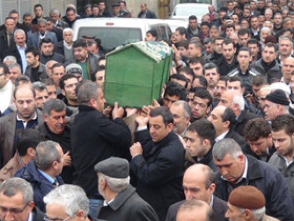 Cizreli Alim Şeyh Ömer Toprağa Verildi