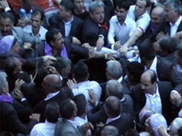 Taşlı Sopalı Kavga: 1 Ölü,6 Yaralı