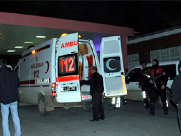 Bomba Elinde Patladı
