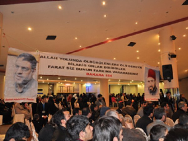 'Yaşanan Değişimler Şehitlerin Kanlarının Bereketidir'