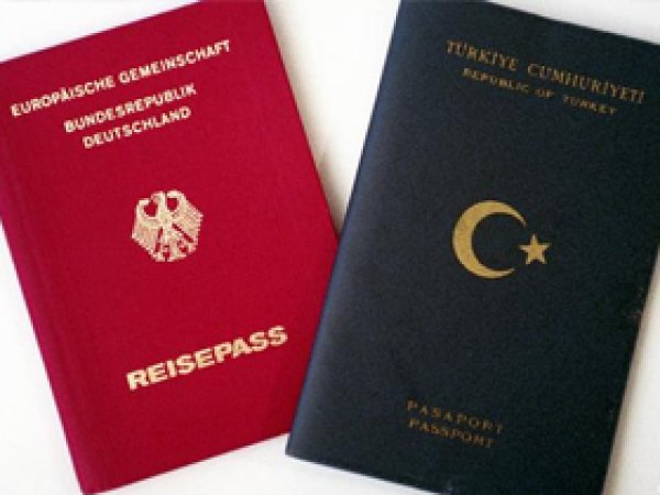 Almanya'da Çifte Vatandaşlık Tartışmaları