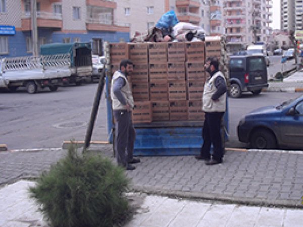 Umut Gıda Bankası'ndan Suriyelilere Yardım