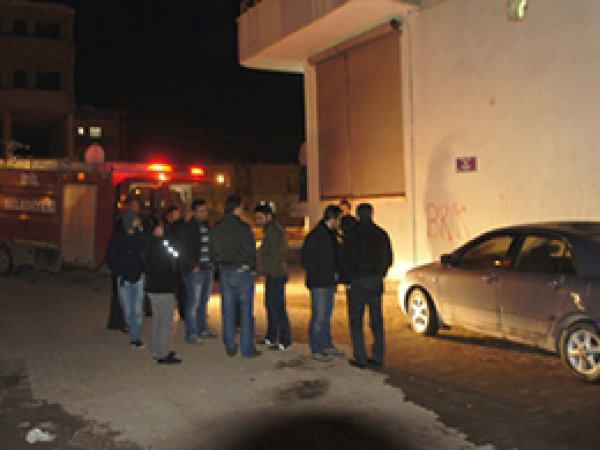 Park Halindeki Araca Molotoflu Saldırı