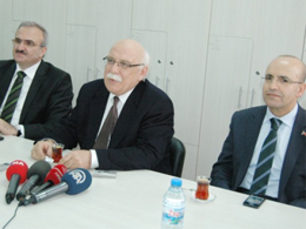 Bakan Avcı ve Şimşek Van'da 