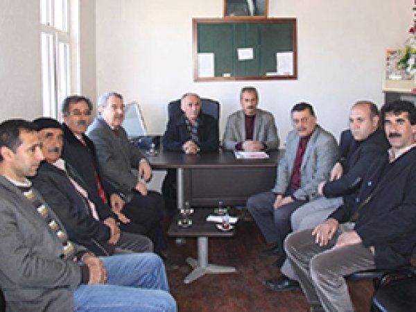 Kızılay Yardım Faaliyetlerini Muhtarlarla Paylaştı