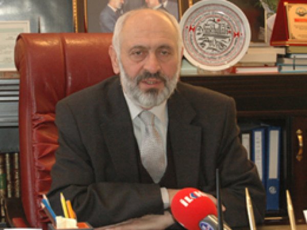 'İlimizde Kürtçe Vaaz ve Hutbeye İhtiyaç Yoktur'