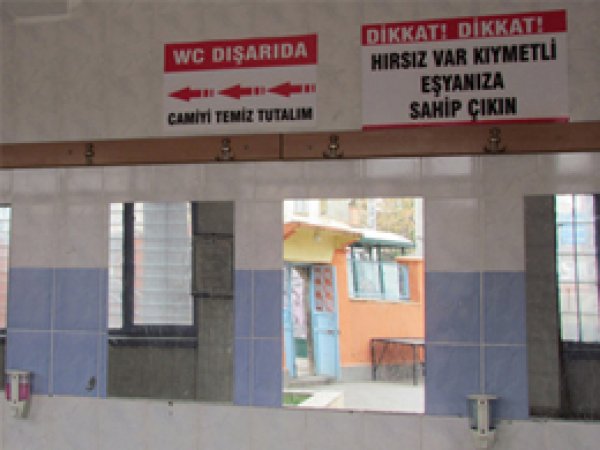 Camide Hırsızlık