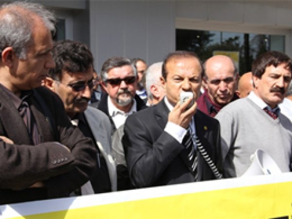 Mersin'de PTT Çalışanları Eylemde