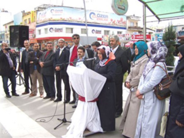 İmam Hatip Binası İçin İmza Kampanyası Başlatıldı