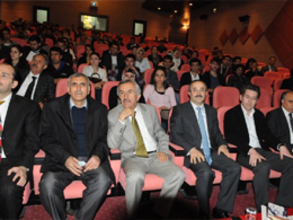 "Üniversiteler Kürt Kültürü'nü Araştırsın" 