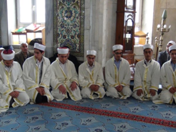 Hafızlar İcazetlerini Aldı 