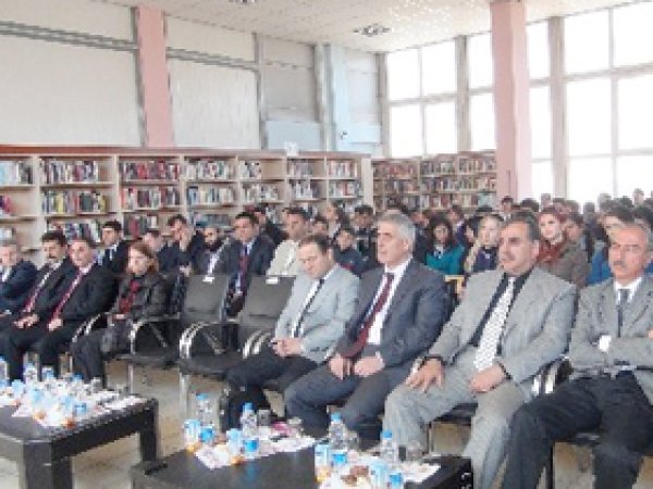 'Okumayan Bir Toplumuz'
