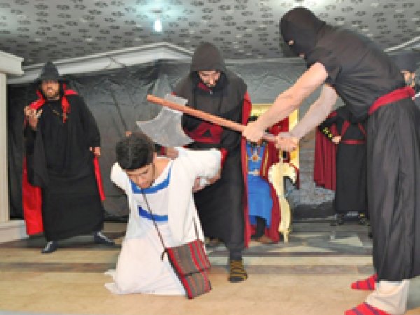 'Ashab-ı Uhdut' Tekrar Sahnede