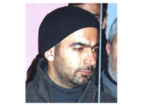 Polis Ölü Bulundu