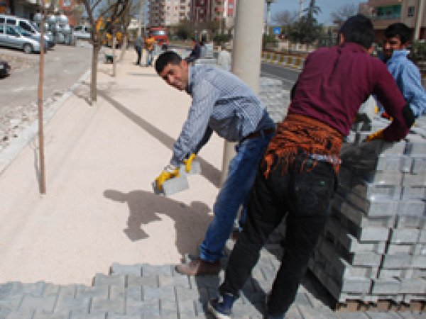 Midyat Sokakları Yenileniyor