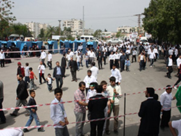 Mersin Halkı Kutlu Doğum'a Akın Ediyor