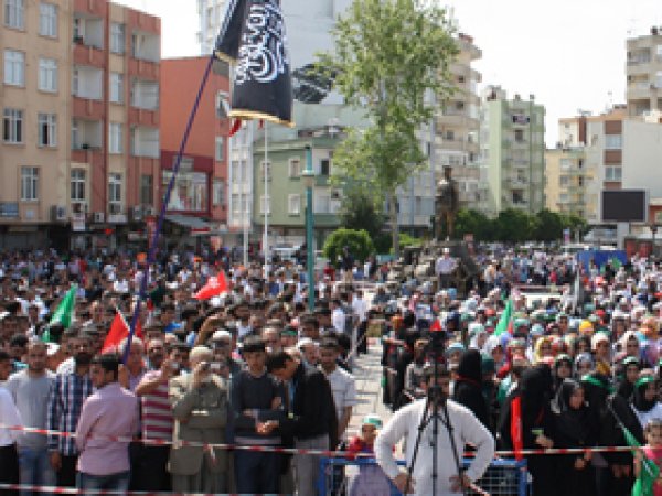 Tarsus'ta Kutlu Doğum Coşkuyla Başladı