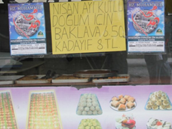 Diyarbakır Esnafının Kutlu Doğum Heyacanı