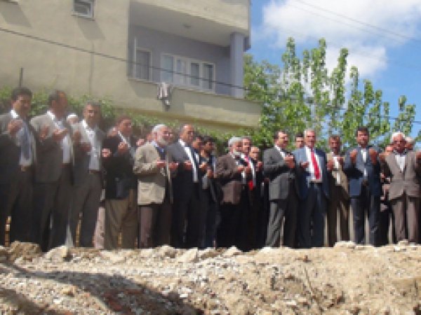 Beşiri'de Bilal'i Habeş Caminin Temeli Atıldı