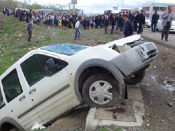 Bingöl'de Elim Trafik Kazası: 4 Ölü