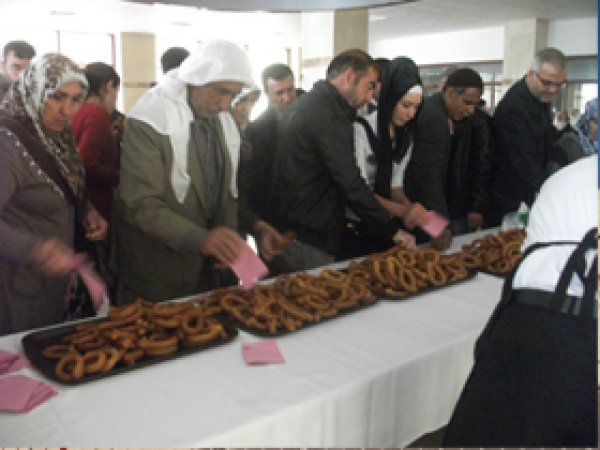 DEAH 'ta Kutlu Doğum Tatlısı Dağıtıldı