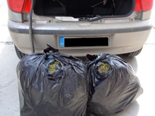 Tarsus'ta 20 Kilo Esrar Yakalandı