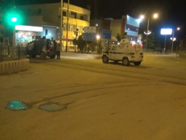 Cizre Halkı Geceyi Olaylı Geçirdi