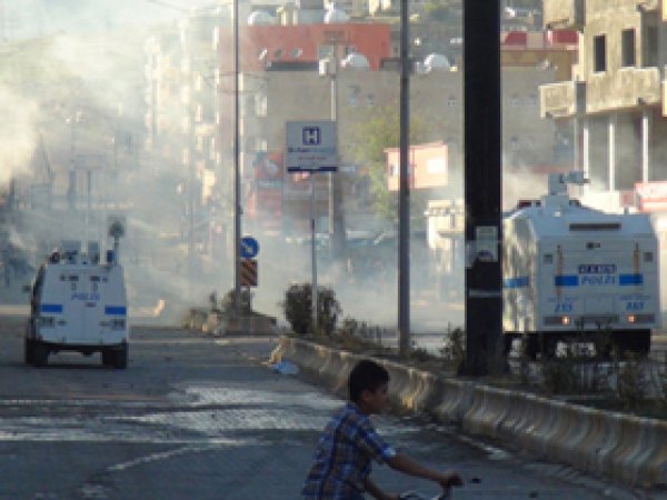 Cizre'de Olaylar Çıktı 