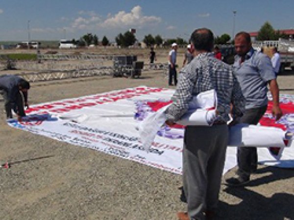 Mevlit Alanı Peygamber Aşıklarına Hazırlanıyor