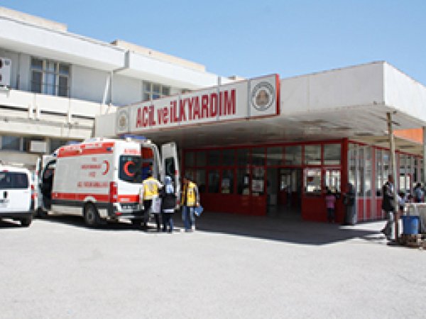 Diyarbakır'da Kaza: 3 Yaralı