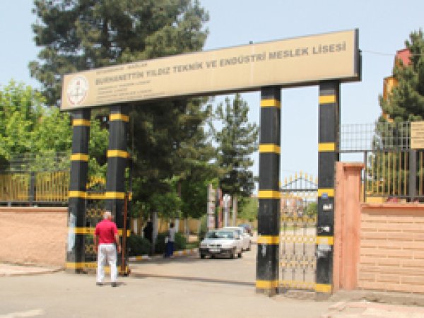 Diyarbakır'da Silahlı Kavga: 1 Yaralı