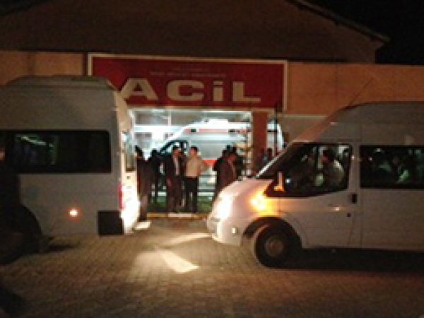 Muş'ta Trafik Kazası: 1 Ölü, 14 Yaralı