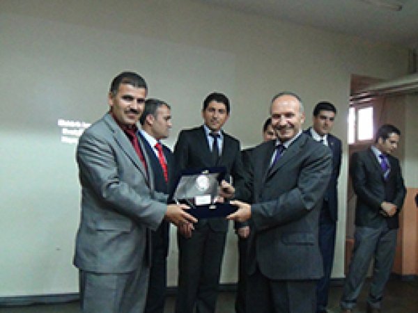 Başarılı Okullar Ödüllendirildi