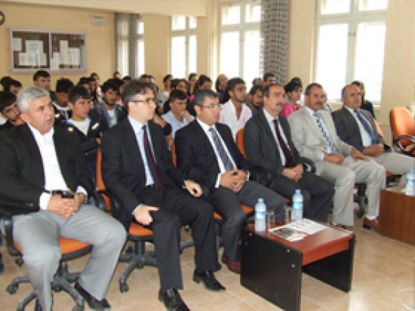 'Madde Kullanımı ve Bağımlılığı ile Mücadele' Konferansı