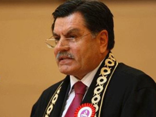 'Laiklik Adı Altında Maskaralıklar Çıkardık'