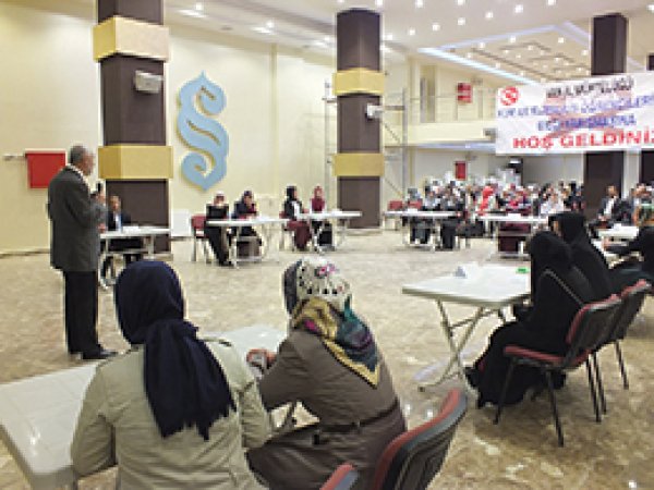 Van'da Kur'an Kursları Bilgi Yarışması