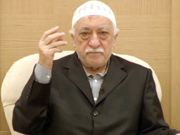 Gülen'den Demirel'e Taziye Mesajı