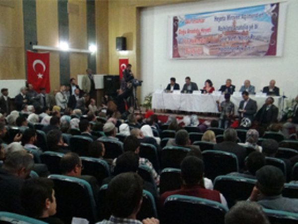 'Kürtler Yetim Muamelesi Görüyor'