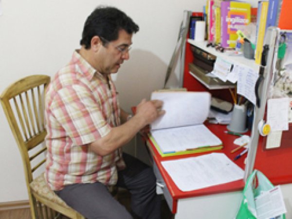Emekli Olduktan Sonra Üniversiteye Başladı