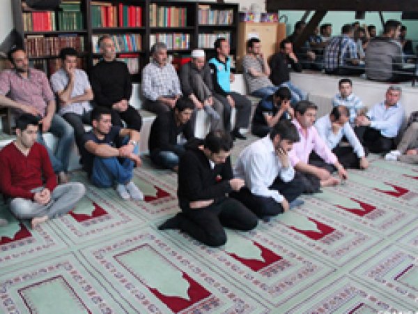 Miraç Kandili Avrupa'da İhya Edildi