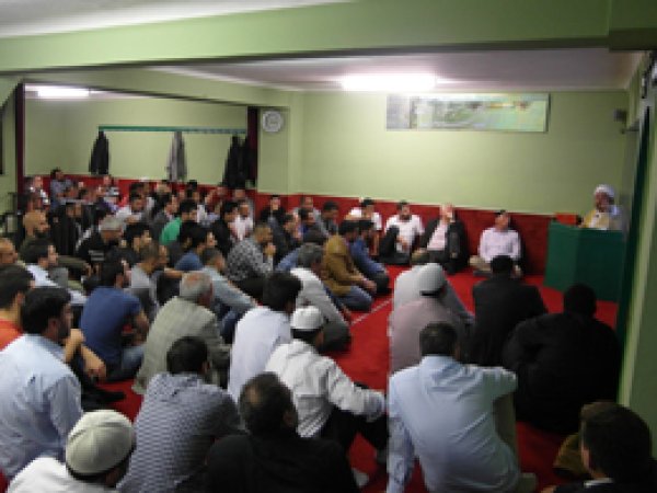 Almanya Wiesbaden'de Miraç Kandili İhya Edildi
