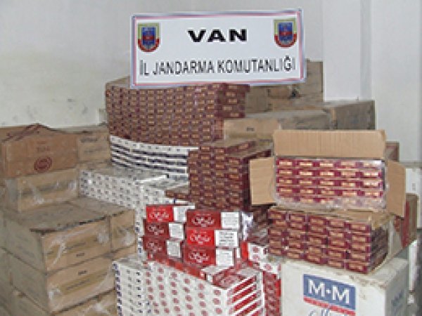 Van'da 114 Bin Paket Kaçak Sigara Yakalandı